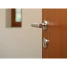 MAESTRO Design Thema Pro körrozettás ajtókilincs garnitúra (inox, kulcslyukas)